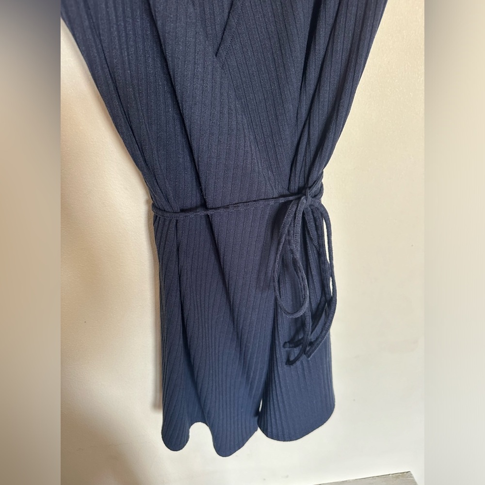 NWOT BACKYARD ROSES RIBBED NAVY WRAP DRESS - Picture 4 of 6